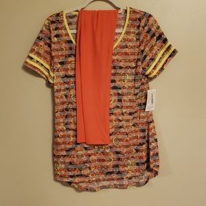 Medium Classic T by Lularoe with OS leggings